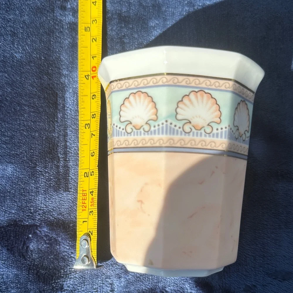 Vintage 1980s Springs Avalon Bathroom Tumbler Coral Rose Seashell Pattern